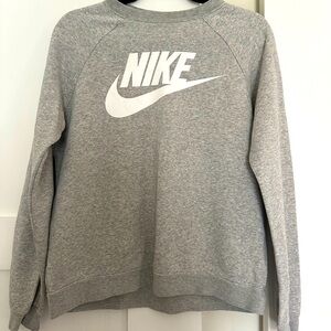 Nike crew neck sweat shirt